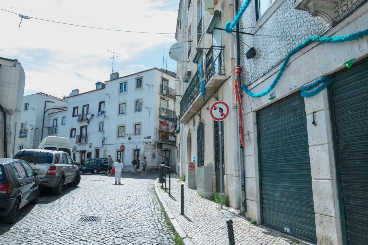 Portugal Here I Come - Alfama Lisbon Exterior photo